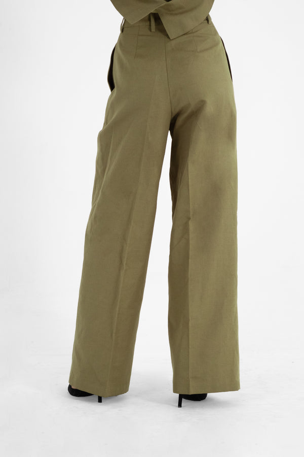 The Pleated Trousers